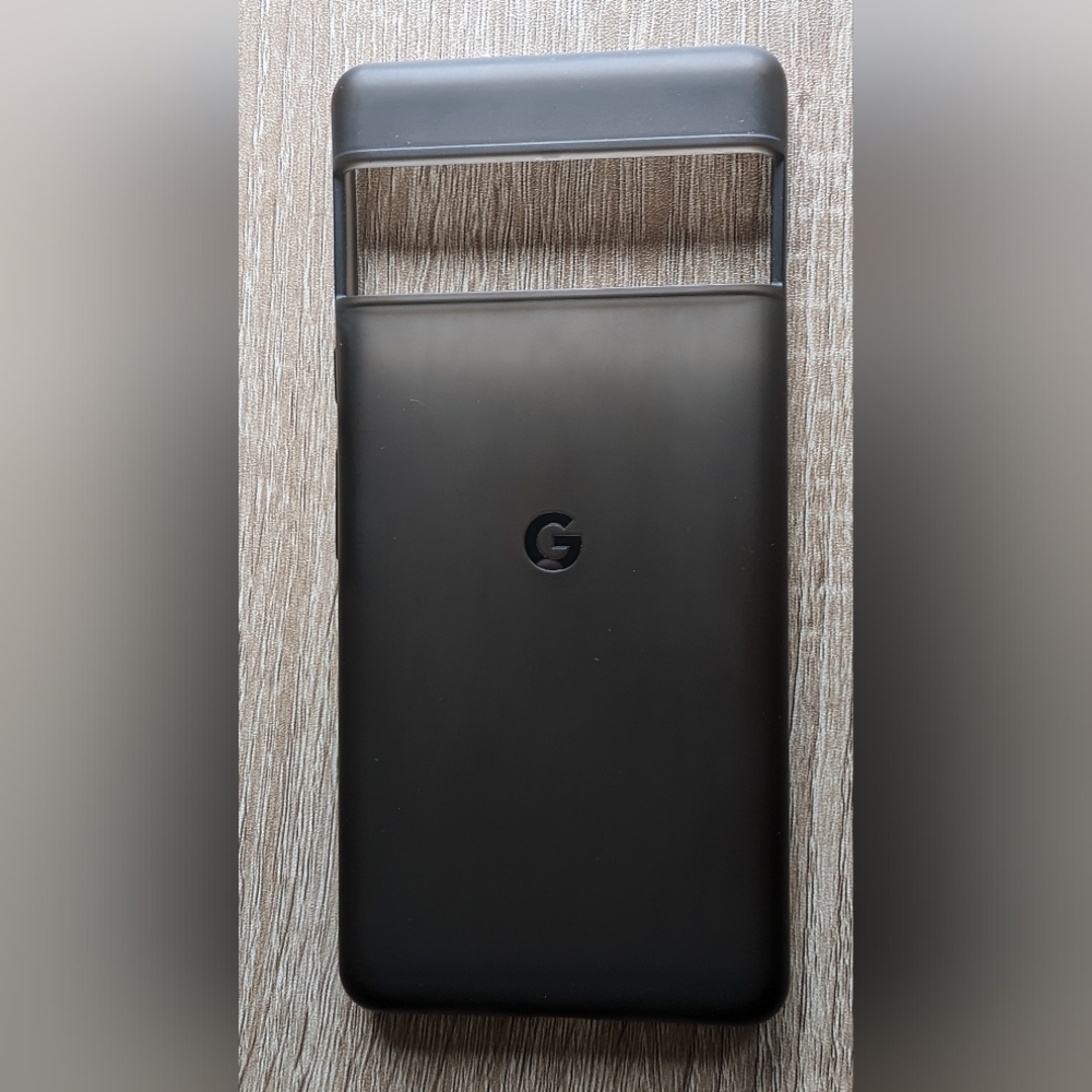 NWOB Genuine Google Pixel 6 Pro Case (Charcoal)